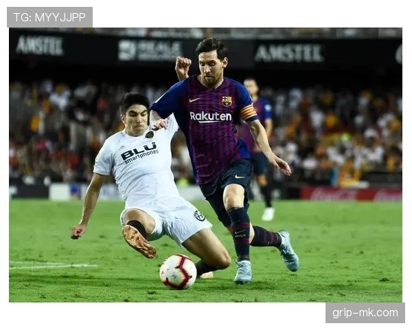 罗贝托状态火热,精彩进球集锦引爆球迷热议 罗贝托状态火热,精彩进球集锦引爆球迷热议