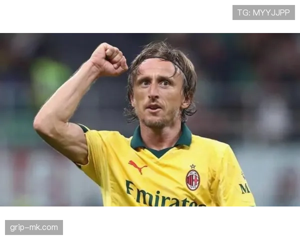 欧冠决赛对阵利物浦：莫德里奇的中场统治