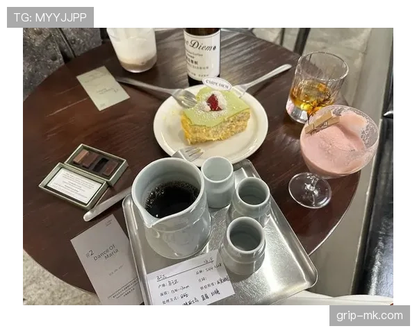 宁泽涛早上五点起床训练，半夜却在豪华酒店戴着大表喝香槟——我连外卖都要省着吃