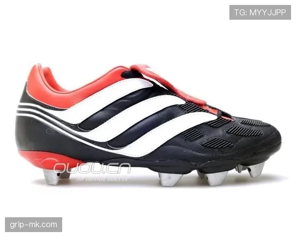 贝克汉姆球鞋收藏量，比我家鞋柜还壮观，这奢侈程度有点犯规啊！